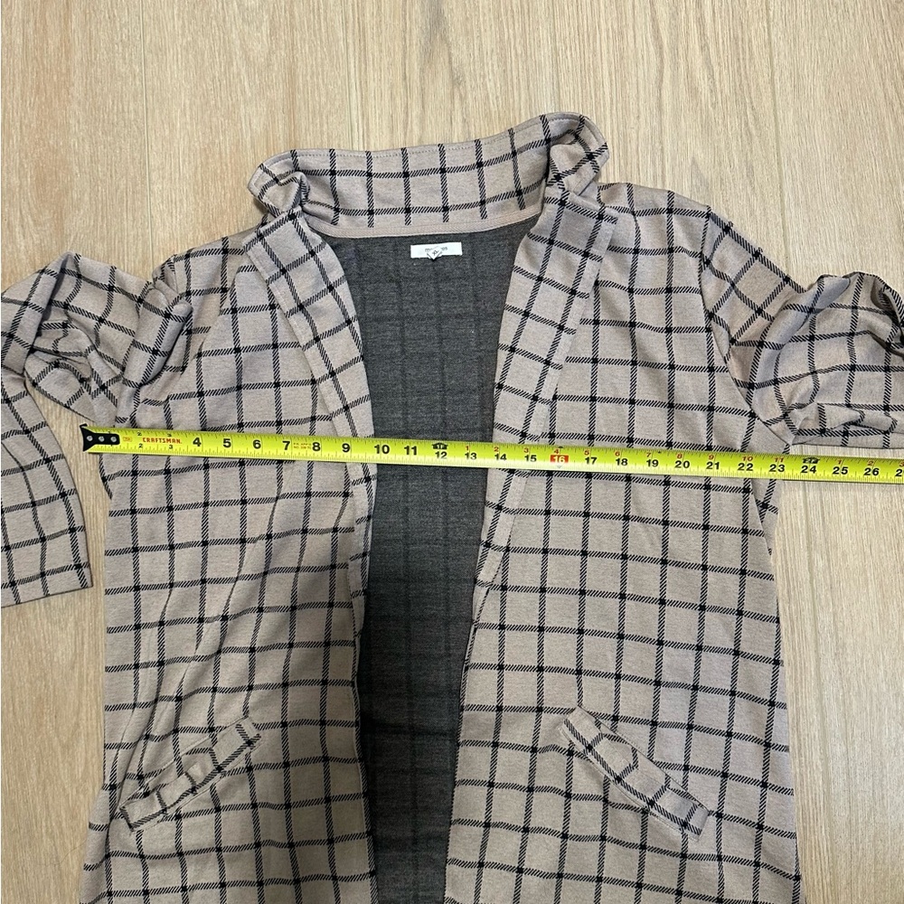 EUC Maurice Open Front Plaid Cardigan Jacket in Beige and Black - Picture 6 of 6